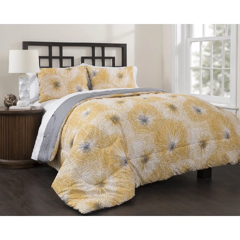 Down - filled comforters for supreme warmth and lightnessLily Impression 3-piece Comforter Set