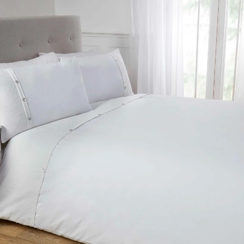 Stain - resistant duvet covers for easy maintenance5th Avenue White Duvet Cover Set