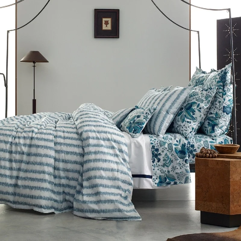 Expensive duvet covers with premium materials and artisanal craftsmanshipAttleboro Bedding by Matouk | Schumacher