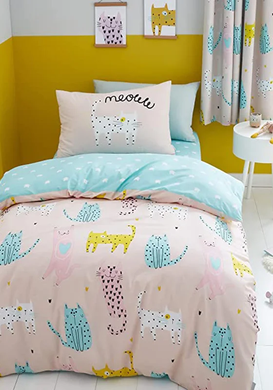 Bamboo - derived duvet covers with antibacterial and moisture - wicking propertiesCatherine Lansfield Kids Reversible Cute Cats Duvet Set, Pink