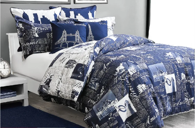 Guest - room duvet covers to make visitors feel welcome and comfortableDUVET COVER SET / PASSPORT BLUE