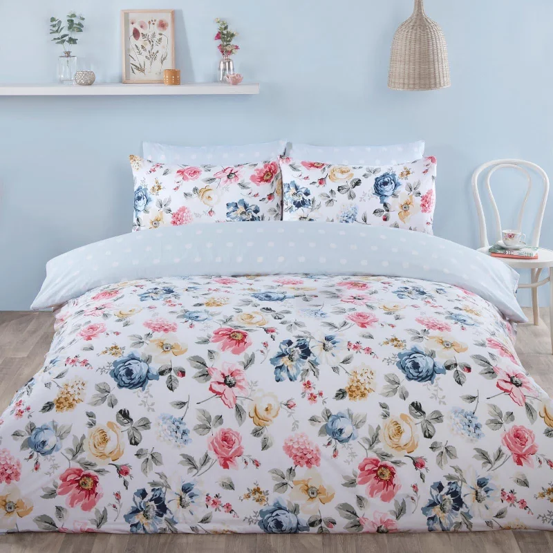 Ombre - colored duvet covers with a gradient effect for a trendy and unique styleEmilia Duvet Cover Set