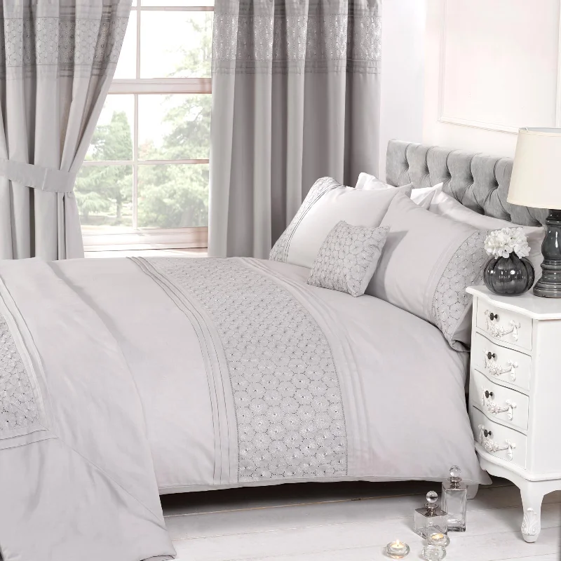 Thermal - regulating duvet covers to keep you warm in winter and cool in summerEverdean Duvet Cover Set Grey