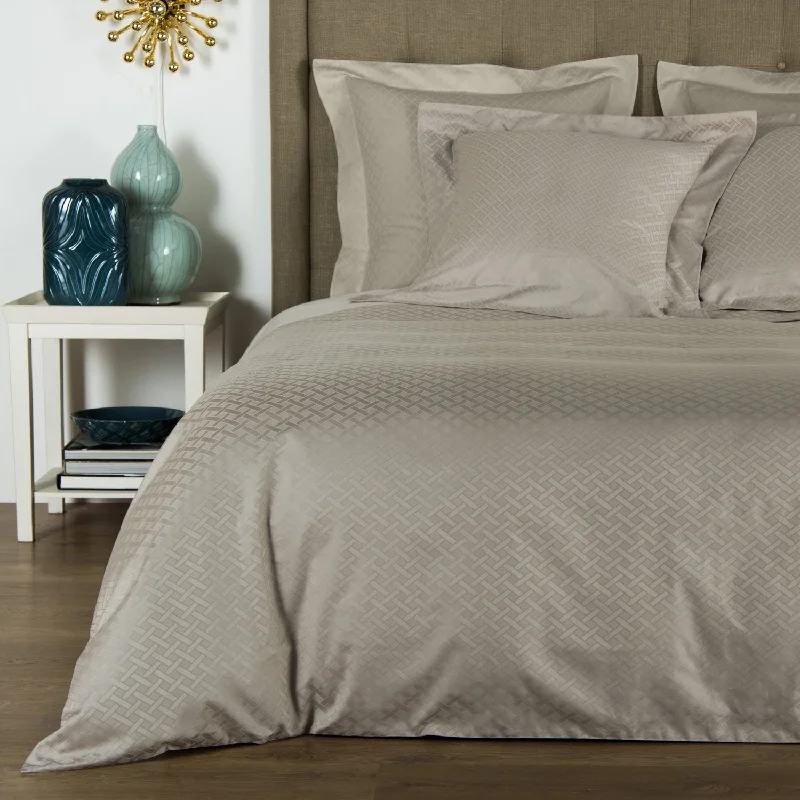 King - size duvet covers to fit large king - sized beds perfectlyFrette Savona Duvet Set