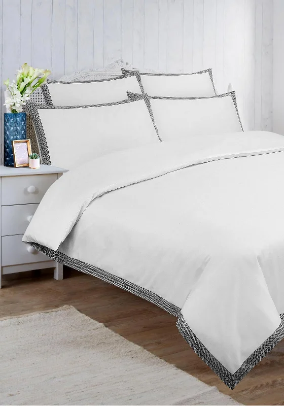 Polyester duvet covers with durability and colorfastnessVantona Home Hotel Collection Lattice Geo Duvet & Pillowcase Set, White