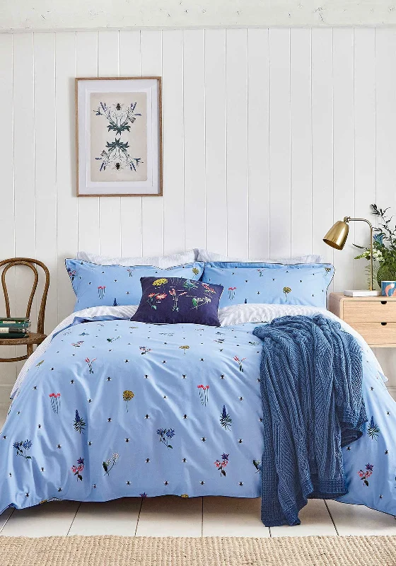 Flannel duvet covers for warmth in cold weatherJoules Pollinators Duvet Cover Set, Haze Blue