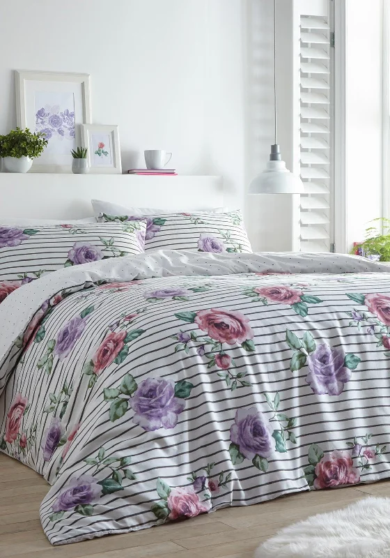 Floral - printed duvet covers for a romantic and feminine touchPortfolio Home Renee Duvet, Heather