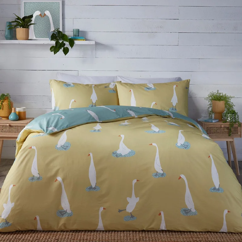 Machine - washable duvet covers for hassle - free cleaningPuddles The Duck Yellow Duvet Set