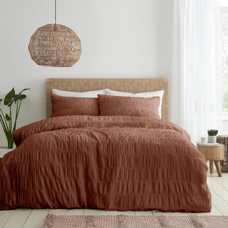 Paisley - printed duvet covers for an exotic and elegant appearanceSeersucker Duvet Cover Set Terracotta