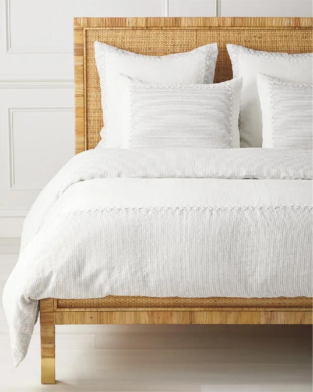 Anti - dust mite duvet covers to keep the sleep environment cleanSerena & Lily Danbury Linen Duvet