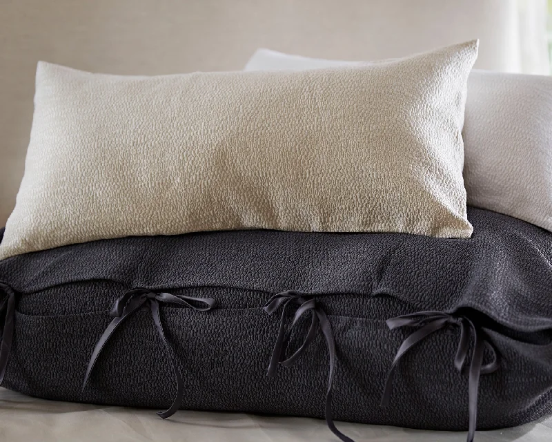 Minimalist - style duvet covers with clean lines and simple designsSumi | Duvet Cover