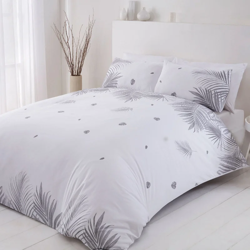 Ombre - colored duvet covers with a gradient effect for a trendy and unique styleSustainable Tropics Duvet Cover Set