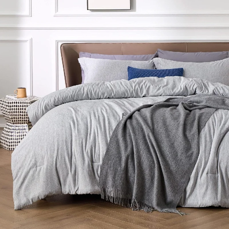 Goose down comforters known for their superior quality and insulationCalifornia King Comforter Set - 3 Pieces - 1 Comforter (104"x96") and 2 Pillow Shams (20"x36"+2")