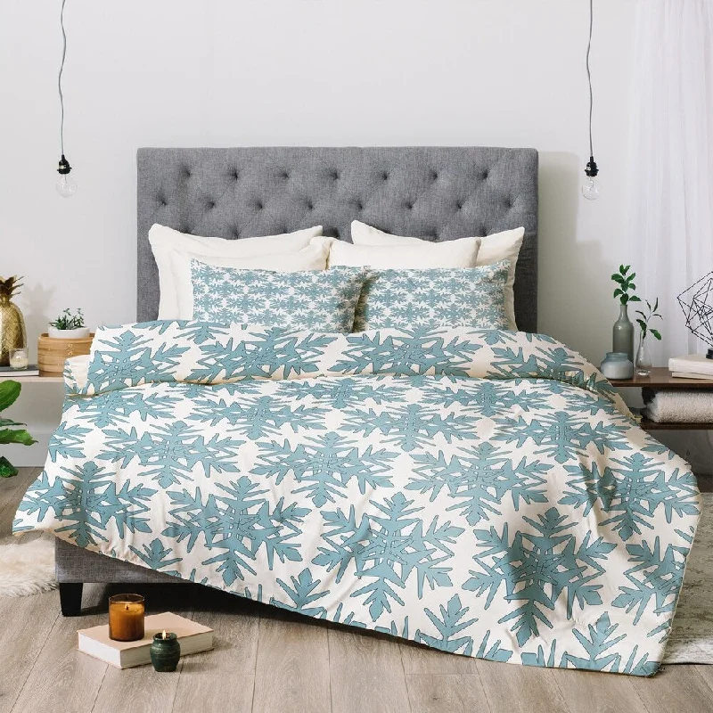 Latex - filled comforters with a bouncy texture and good supportDeny Designs Blue Snow 3-Piece Comforter Set