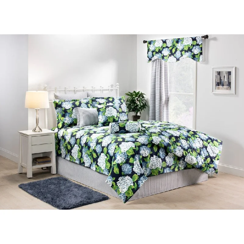 Down - filled comforters for supreme warmth and lightnessMarseille floral blue hydrangea Comforter set