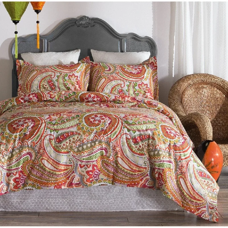 Wool - filled comforters with natural moisture - wicking and temperature - regulating featuresPorch & Den Flora King-size Paisley-printed Cotton Comforter Set