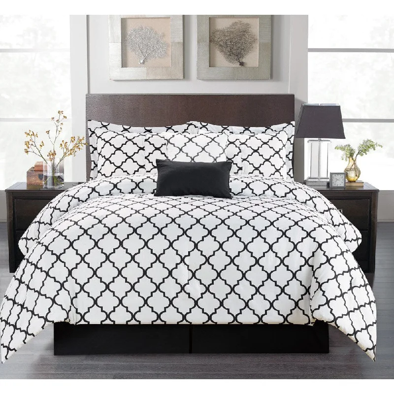 Full - size comforters suitable for full - sized beds in guest rooms or small bedroomsShelton Black 6-piece Comforter Set