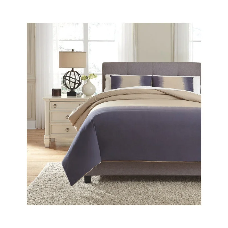 King - size comforters to fit large king - sized beds perfectlySignature Design by Ashley Brandon 3-piece Comforter Set